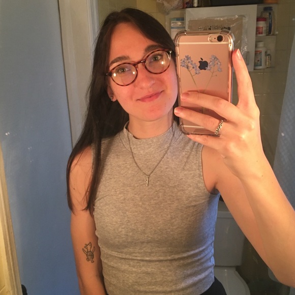 Meet your Posher, Amber - Picture 2 of 2